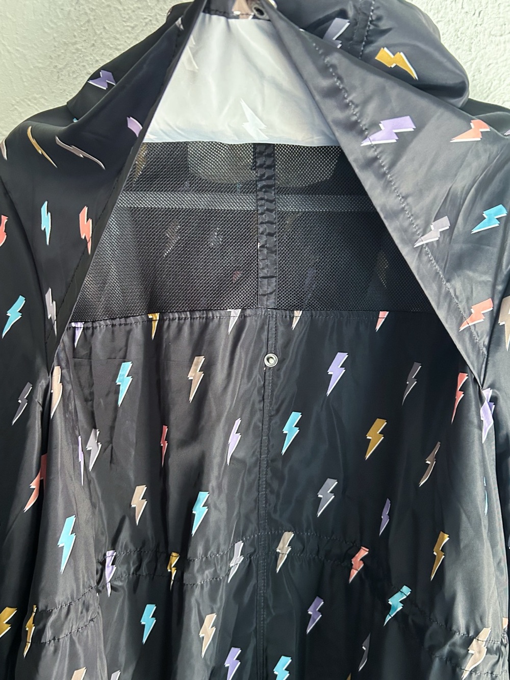 Torrid Lightning Bolt Hooded Rain Jacket Windbreaker Black Multicolor Size 2 - Picture 7 of 8